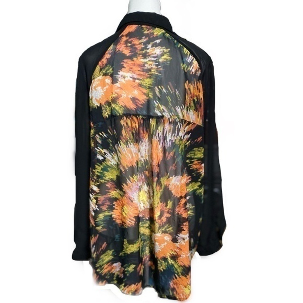August Silk‎ Options Sheer Shirt with Multicolored Back - Picture 2 of 8